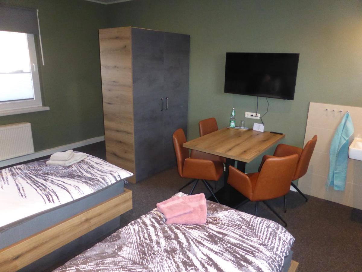 Gaestezimmer In Einer Ferienwohnung Thiele In Rosswein Exteriör bild