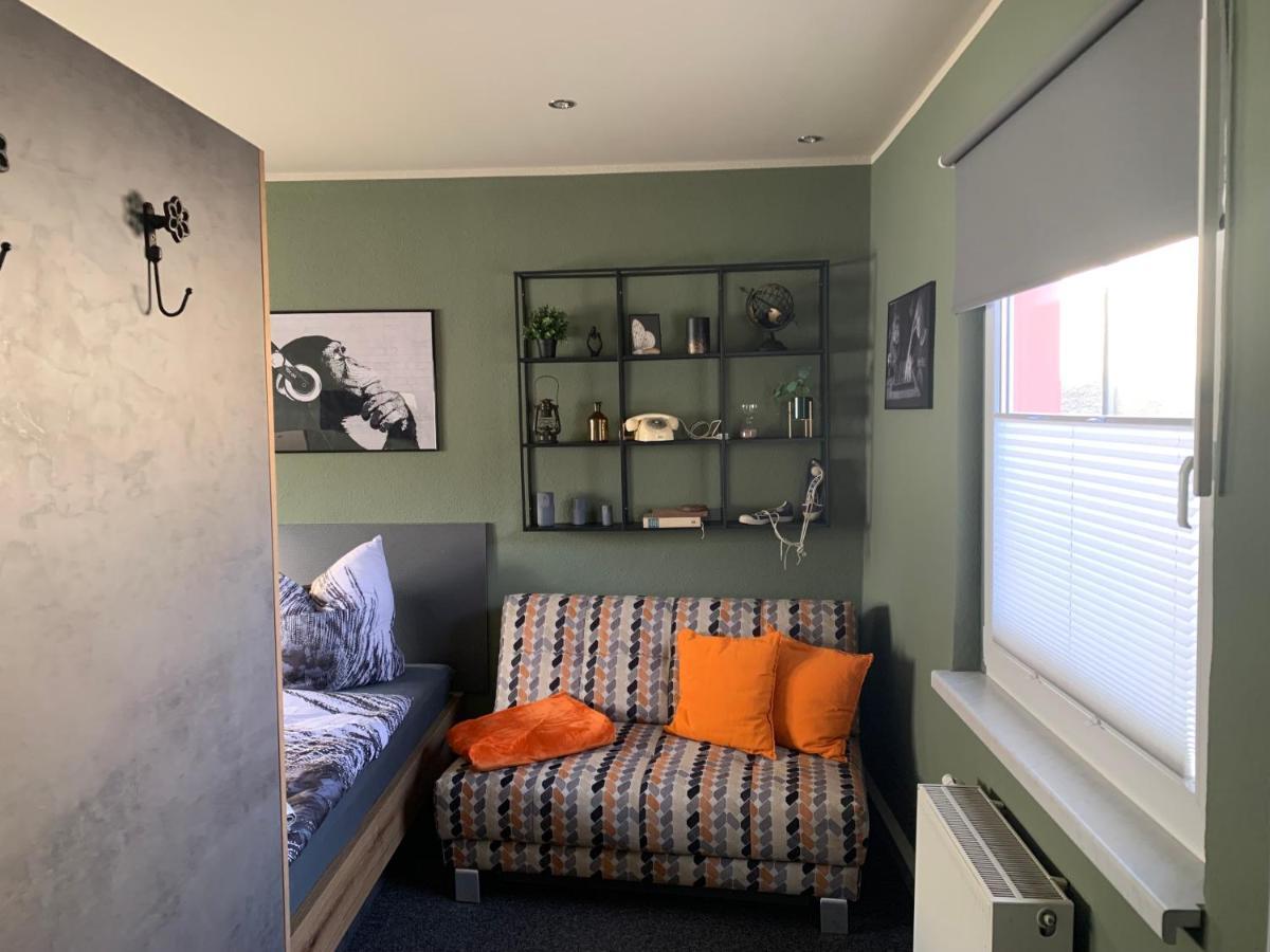 Gaestezimmer In Einer Ferienwohnung Thiele In Rosswein Exteriör bild